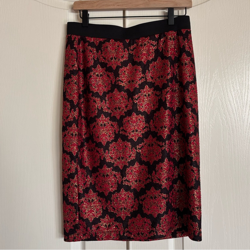 NY Collection red black brocade stretch knit metallic straight bodycon skirt Med